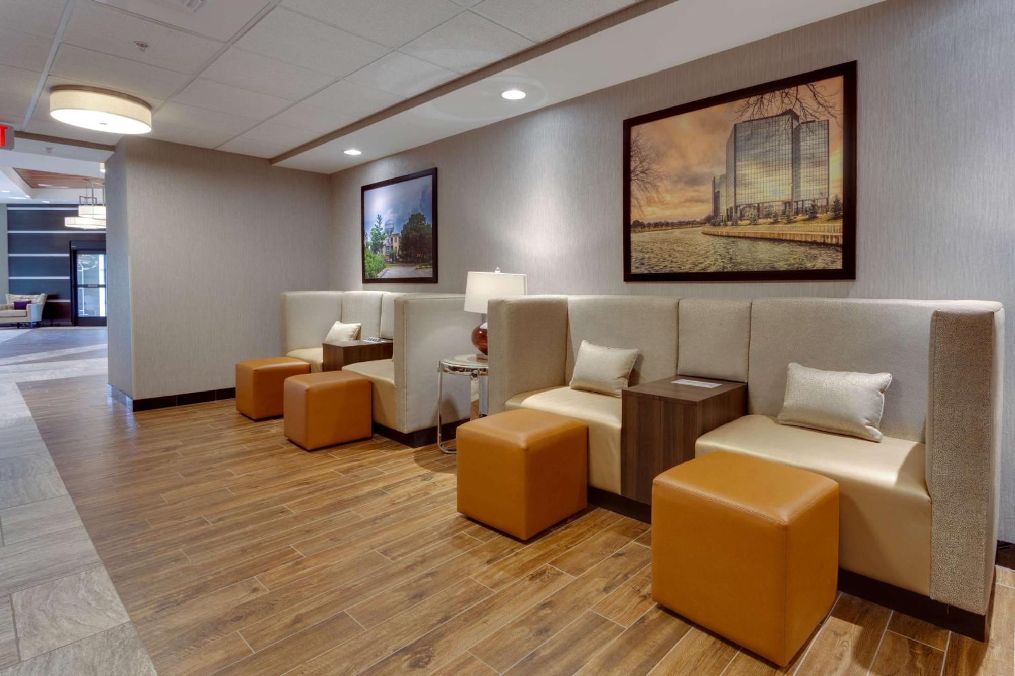 Drury Inn & Suites Overland Park Bagian luar foto