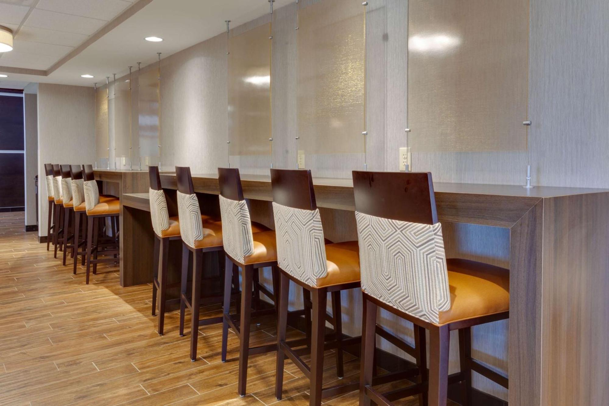 Drury Inn & Suites Overland Park Bagian luar foto
